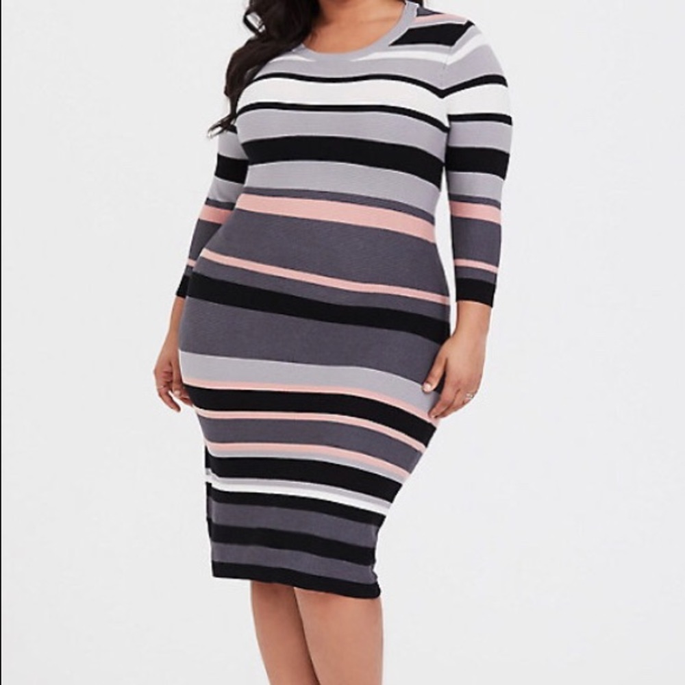 Torrid Sweater Dress Size 3